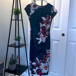 Boohoo Floral Pleat Detail MIDI Dress